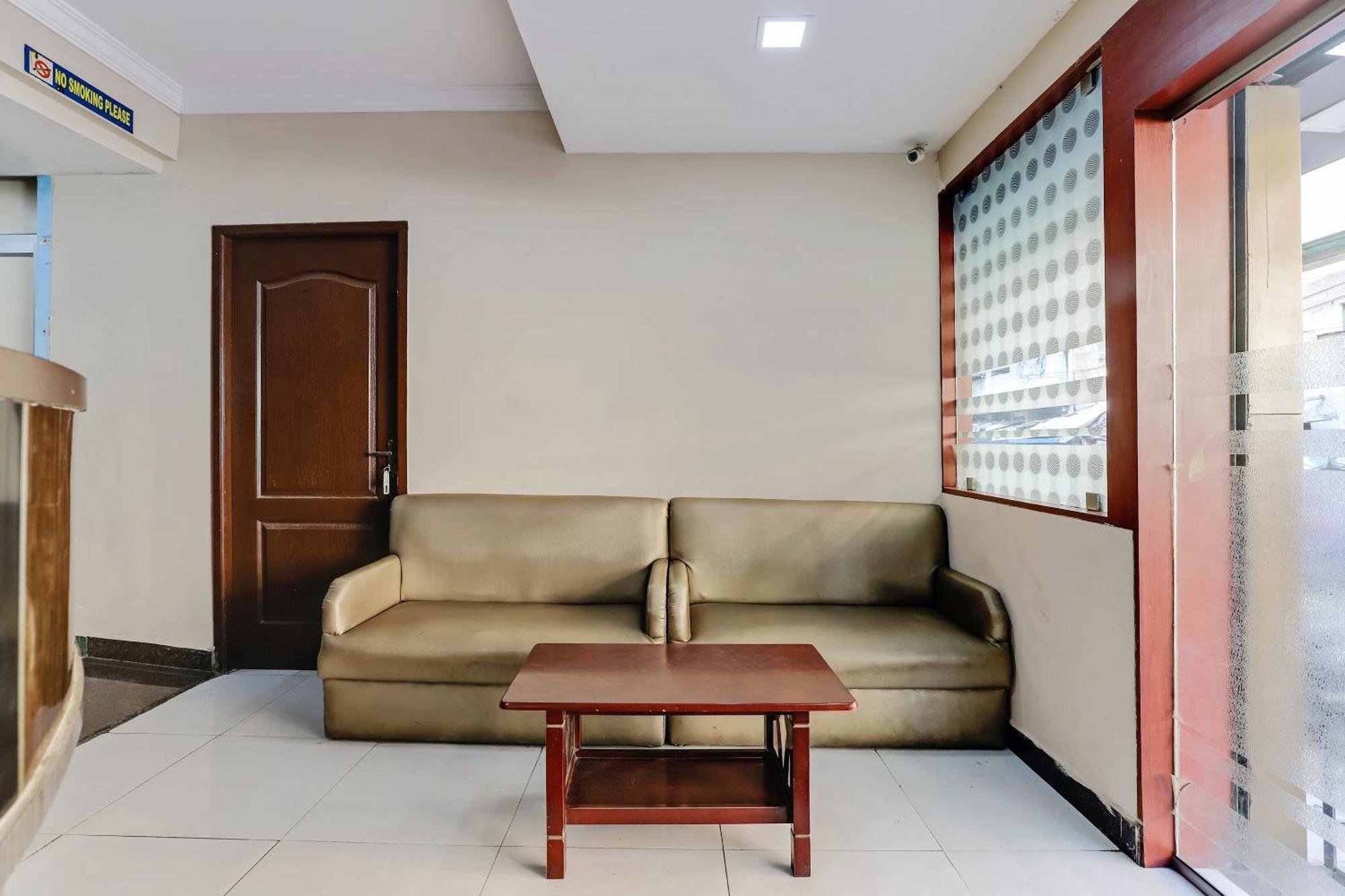 Hotel Spot On Grand Residency à Chennai Extérieur photo